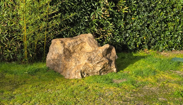 Faux rocher décoratif prix guide complet
