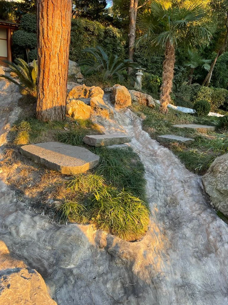 Faux rocher jardin aménagement paysager en rocher décoratif polyester